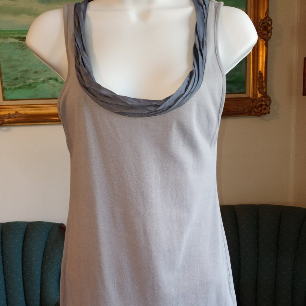 Ann Taylor Loft Light Purple Size Large Fun Neckline Tee-Item #146